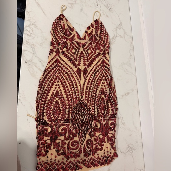 Main Strip Dresses & Skirts - Main Strip Red and Cream Mini Dress